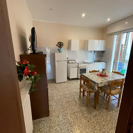 132a Apartment